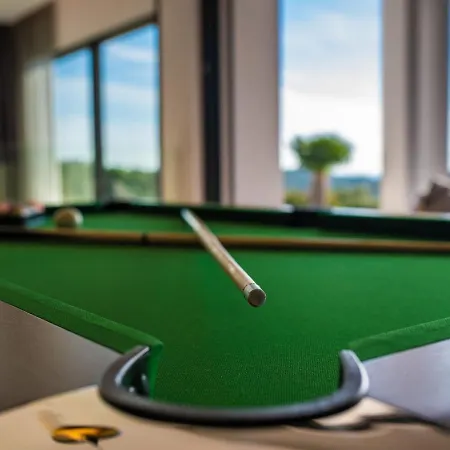 In With Pool Near Ruins Pula