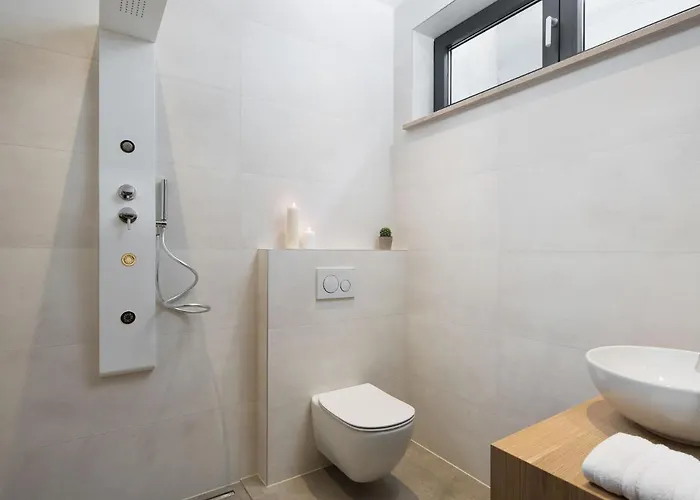 Вілла In With Pool Near Ruins Пула