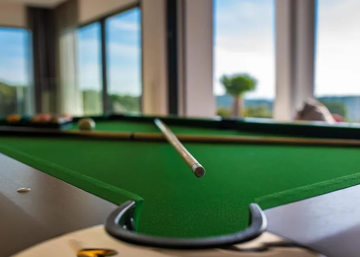 In With Pool Near Ruins Пула