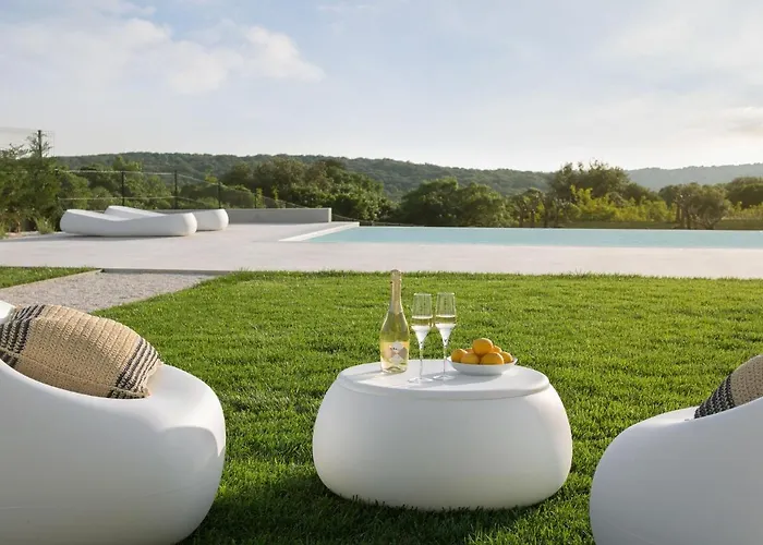 Вілла In With Pool Near Ruins Пула